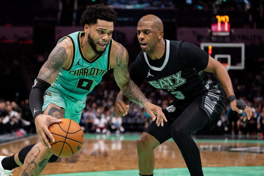 场最年长球 场最年长球